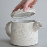 Serif Teapot