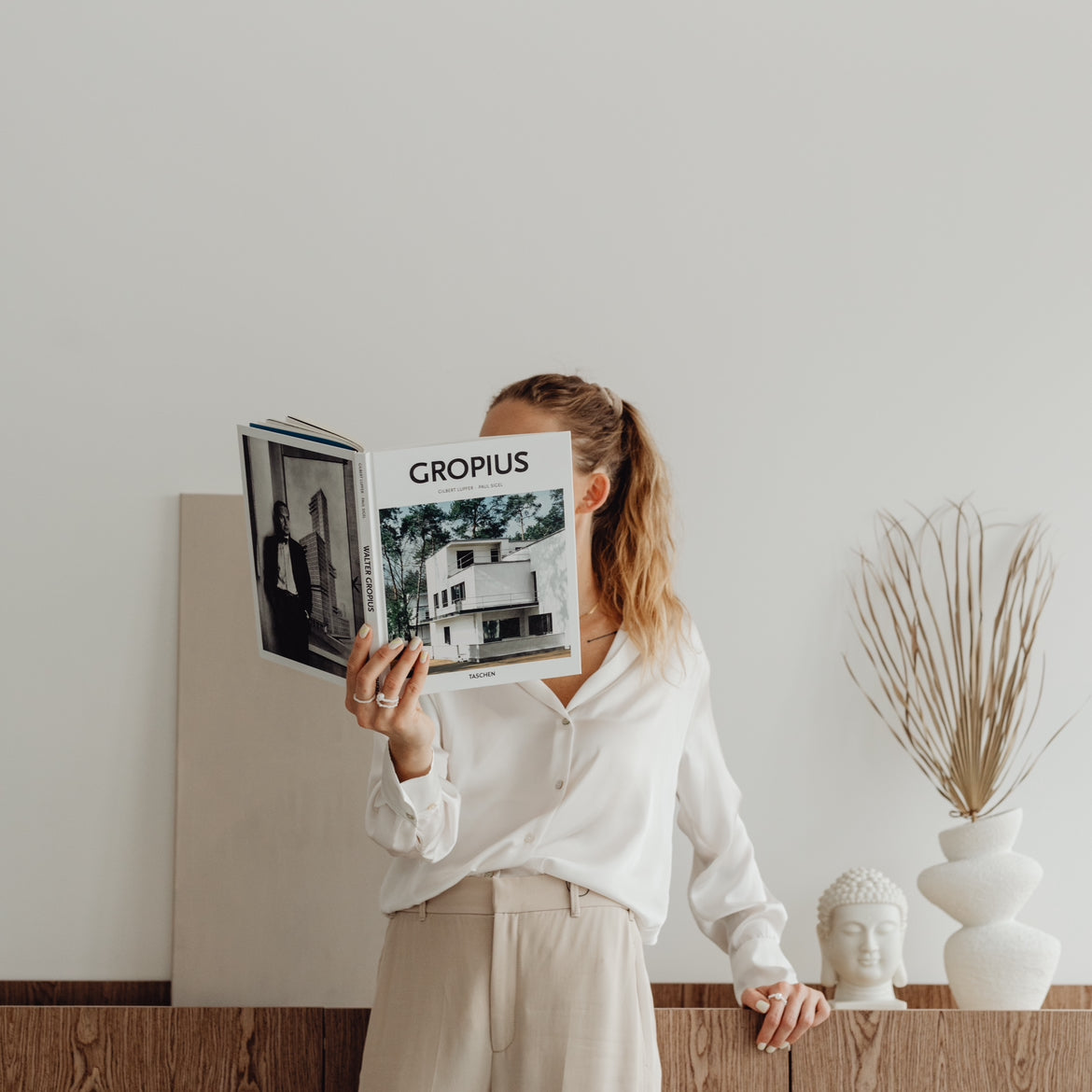 Article in Villa Nytt Magazine: Home Decorating to Pause and Slow Down