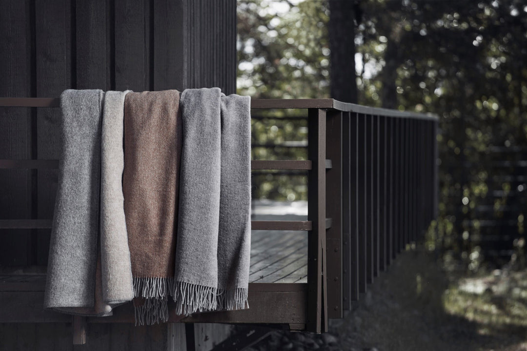Throws & Blankets